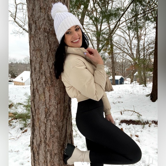 Princess Polly Tan Puffer Jacket Cropped - Picture 4 of 4